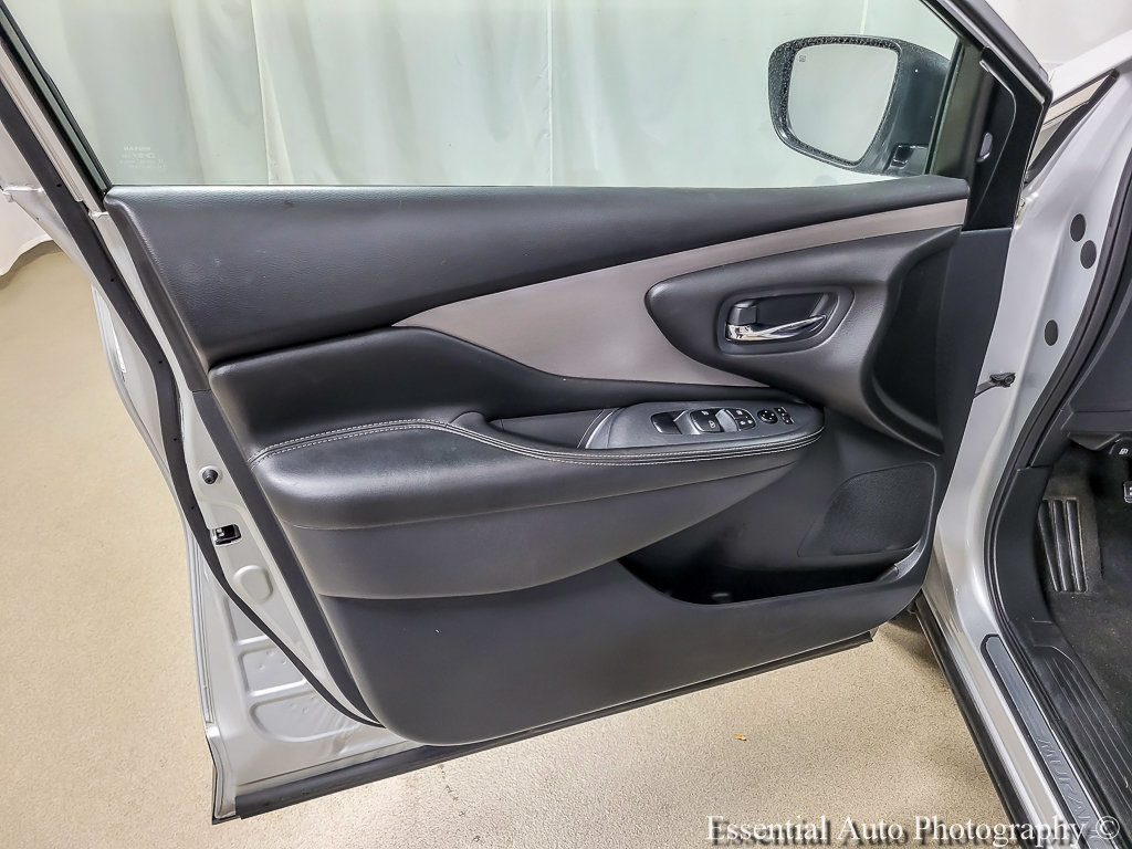 Used 2023 Nissan Murano SV AWD/4WD image 20