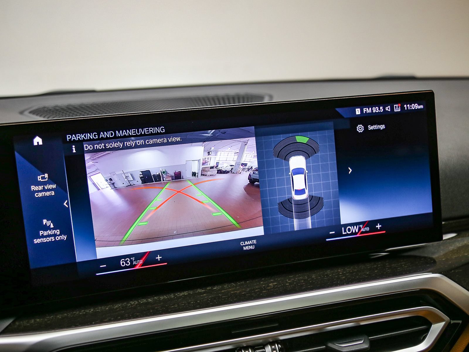 Used 2023 BMW 330e w/ Driving Assistance Package RWD image 25