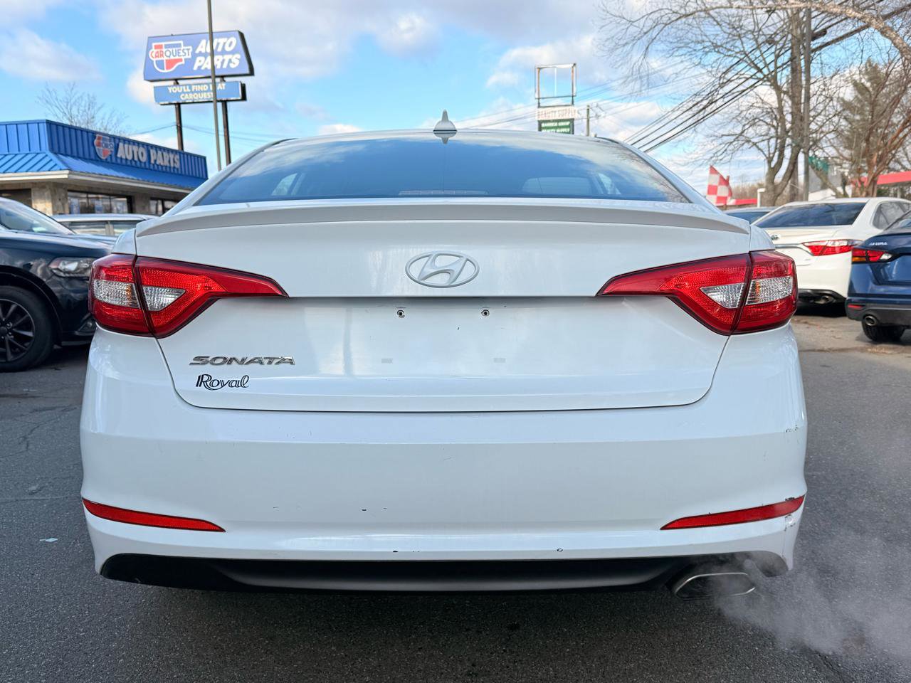 Used 2015 Hyundai Sonata SE image 9