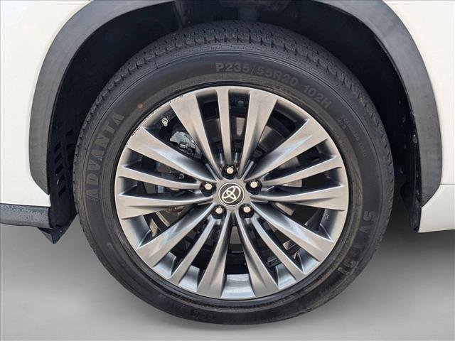 Used 2020 Toyota Highlander Platinum FWD image 23