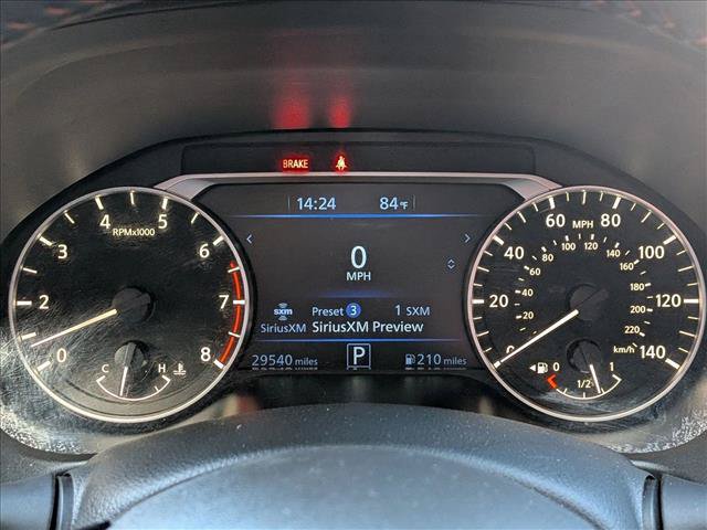 Used 2023 Nissan Altima 2.5 SR FWD image 10