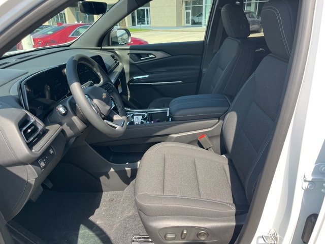 New 2026 Chevrolet Traverse LT w/ Driver Confidence Package image 16