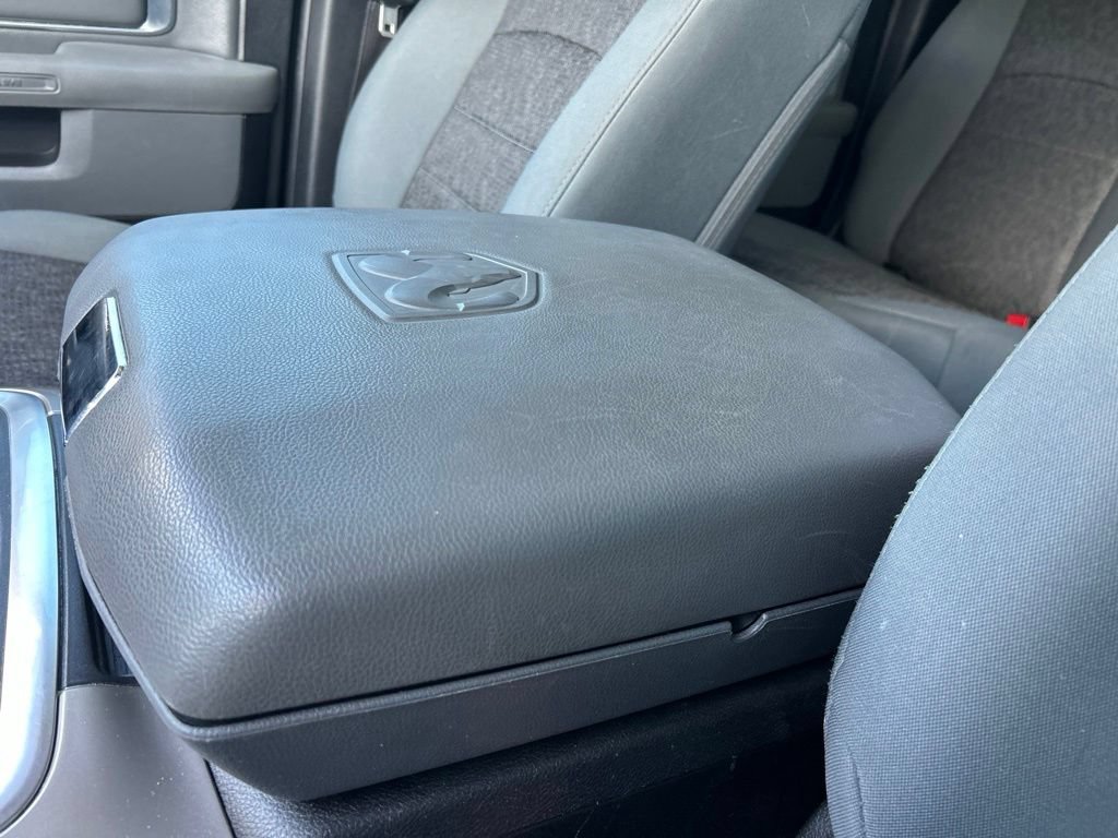 Used 2016 RAM 1500 Big Horn RWD image 33
