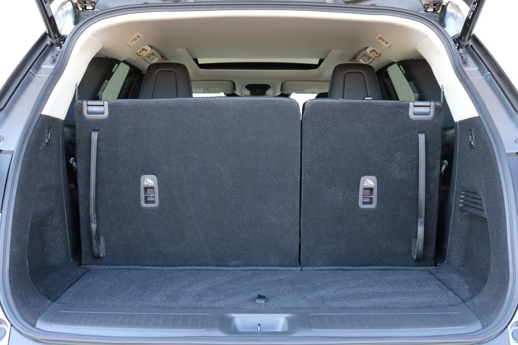 Certified 2025 INFINITI QX60 Luxe w/ Vision Package image 28