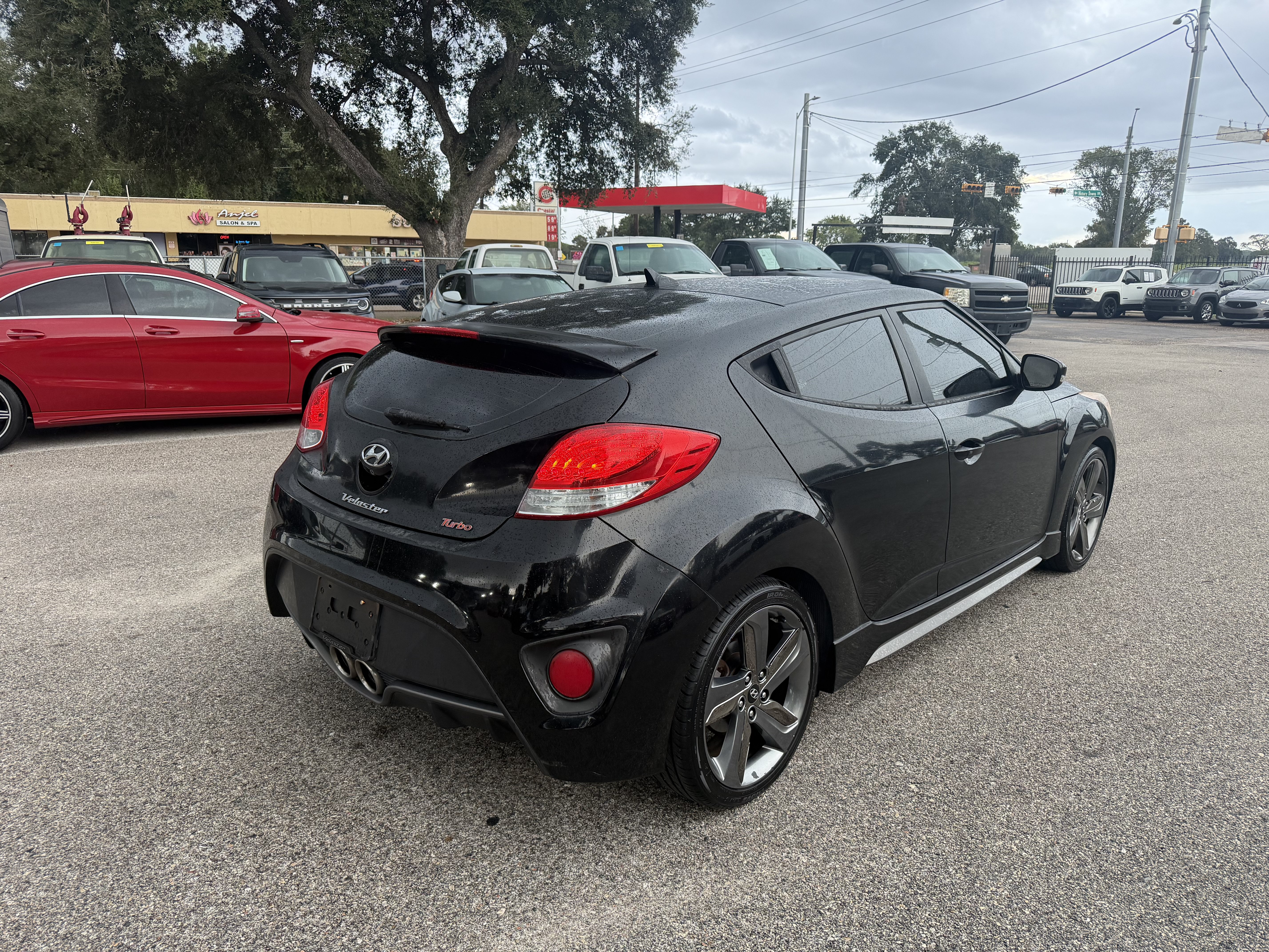 Used 2015 Hyundai Veloster Turbo FWD image 6