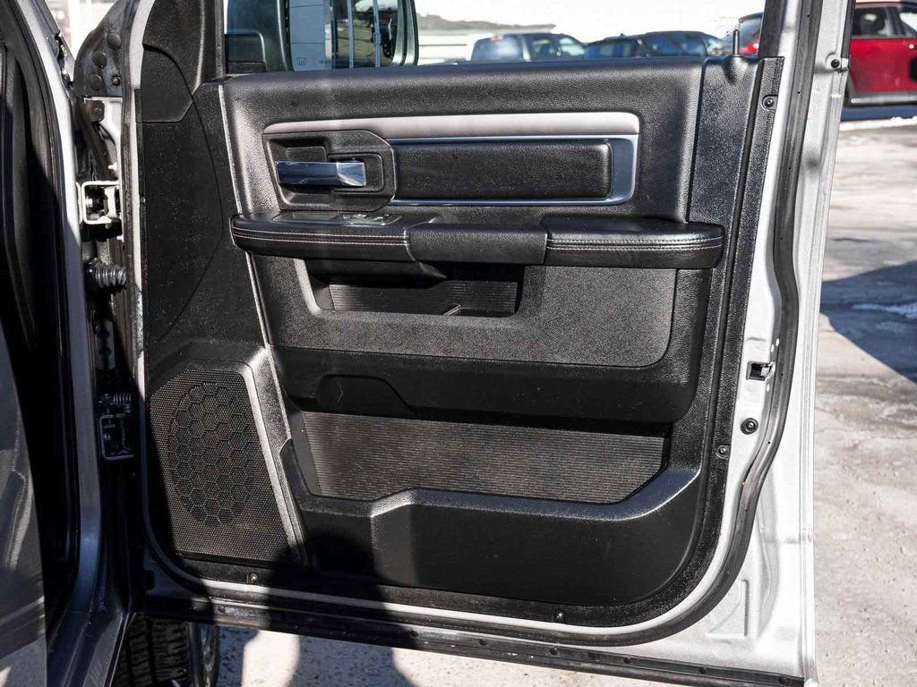 Used 2022 RAM 1500 Classic Warlock w/ Electronics Group AWD/4WD image 13