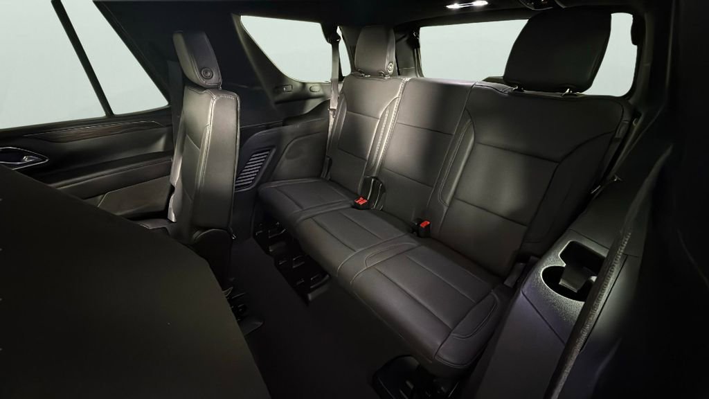 Used 2024 Chevrolet Tahoe LT AWD/4WD image 25
