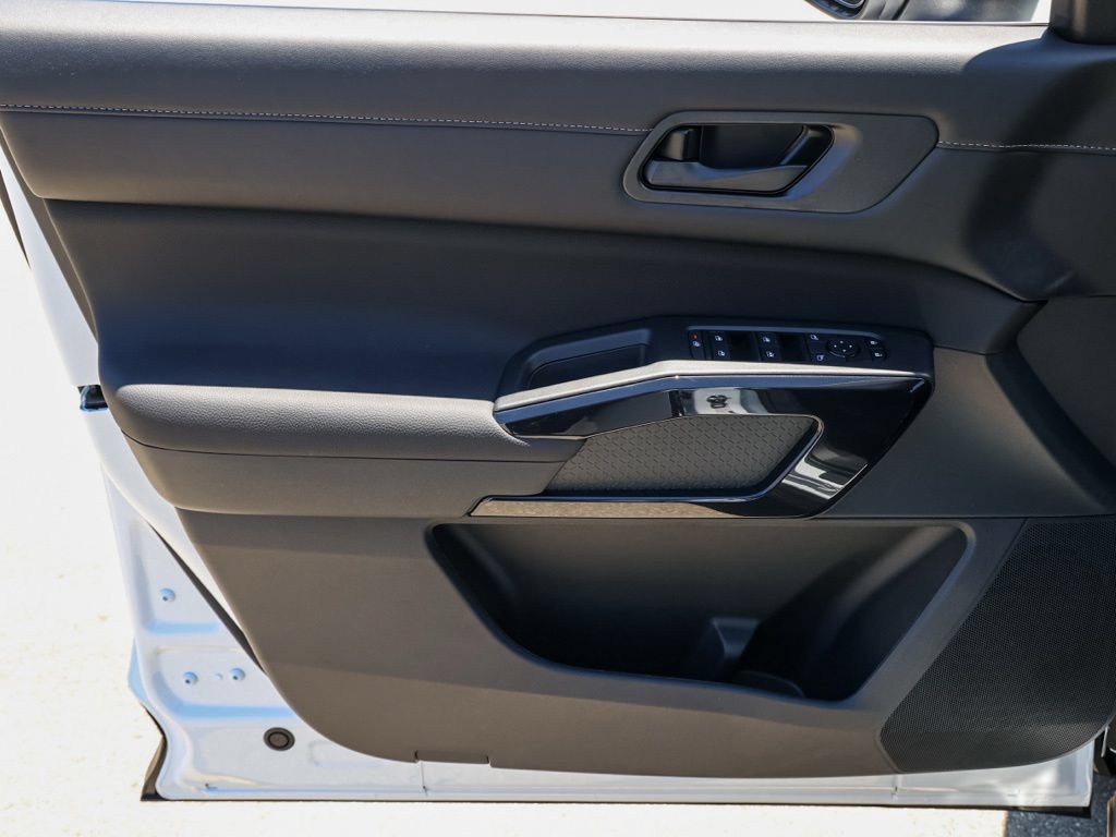 New 2026 Nissan Pathfinder SV w/ Cargo Package FWD image 23
