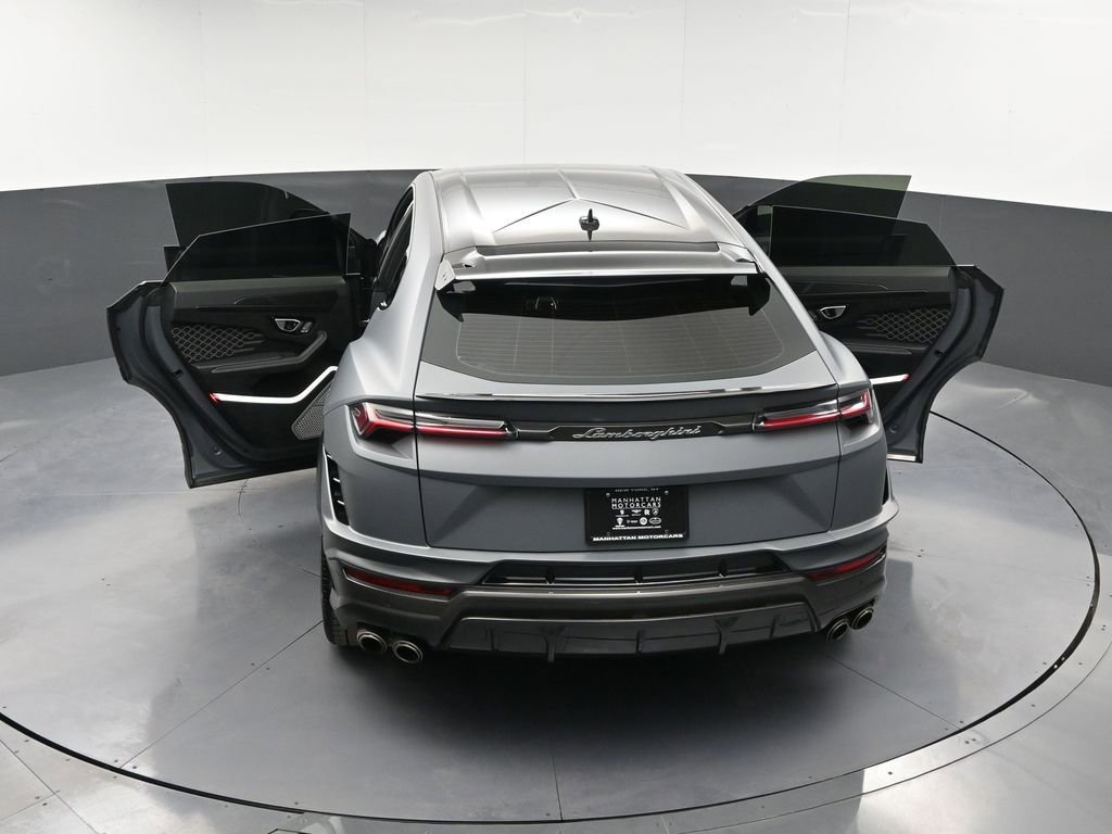 Used 2024 Lamborghini Urus Performante image 40
