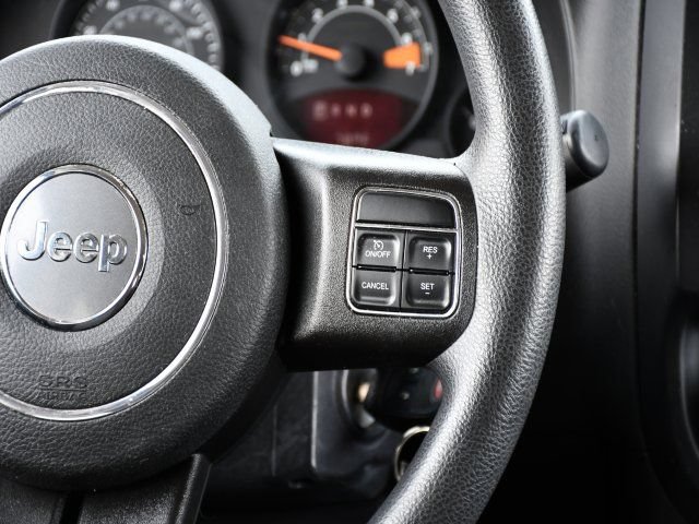 Used 2015 Jeep Patriot Sport w/ Power Value Group AWD/4WD image 19