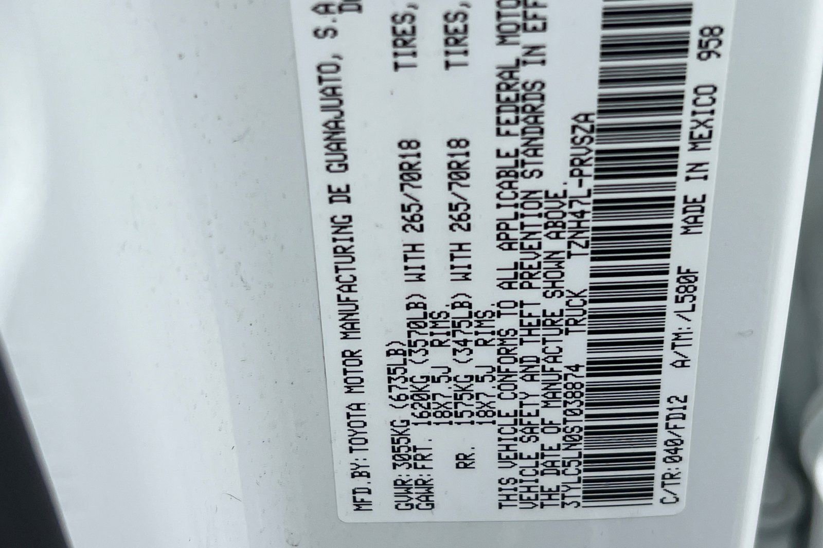 Certified 2025 Toyota Tacoma TRD Off-Road image 23