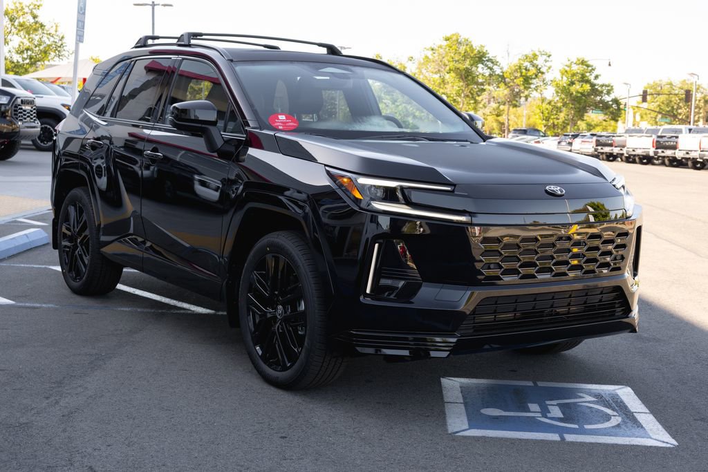 New 2026 Toyota RAV4 XSE AWD/4WD image 3