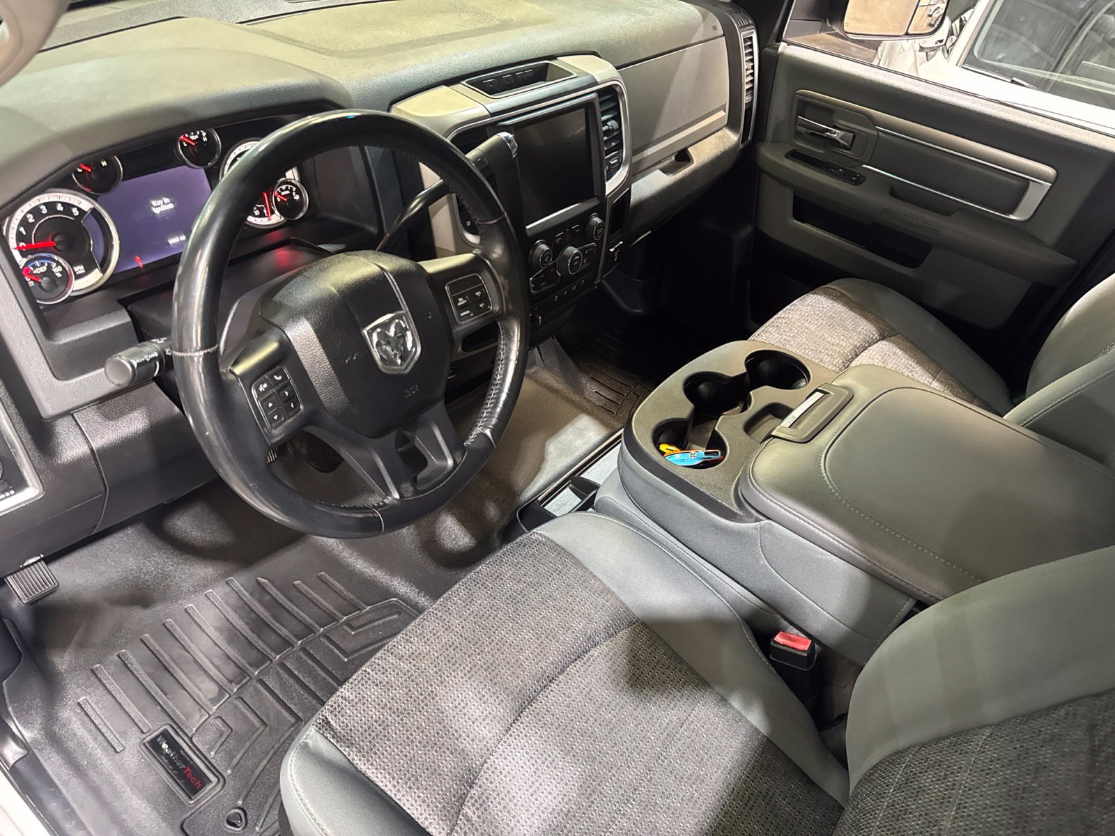 Used 2014 RAM 2500 SLT w/ Luxury Group AWD/4WD image 22