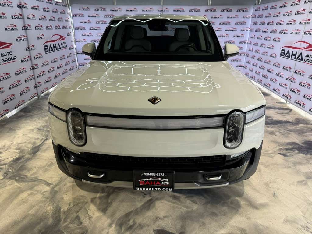 Used 2023 Rivian R1T Adventure image 4