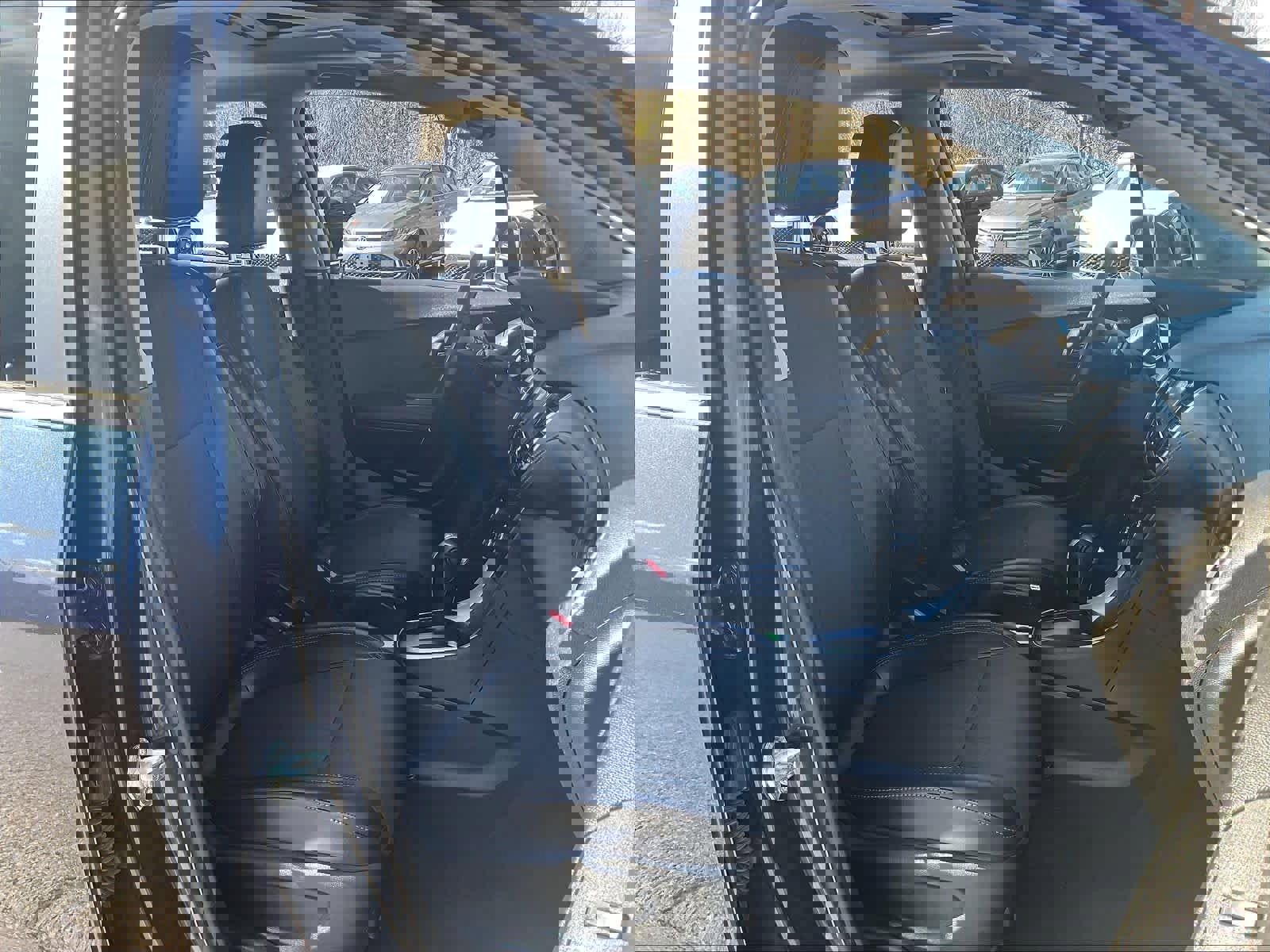 Used 2019 Chevrolet Trax LT w/ Sun & Sound Package image 10