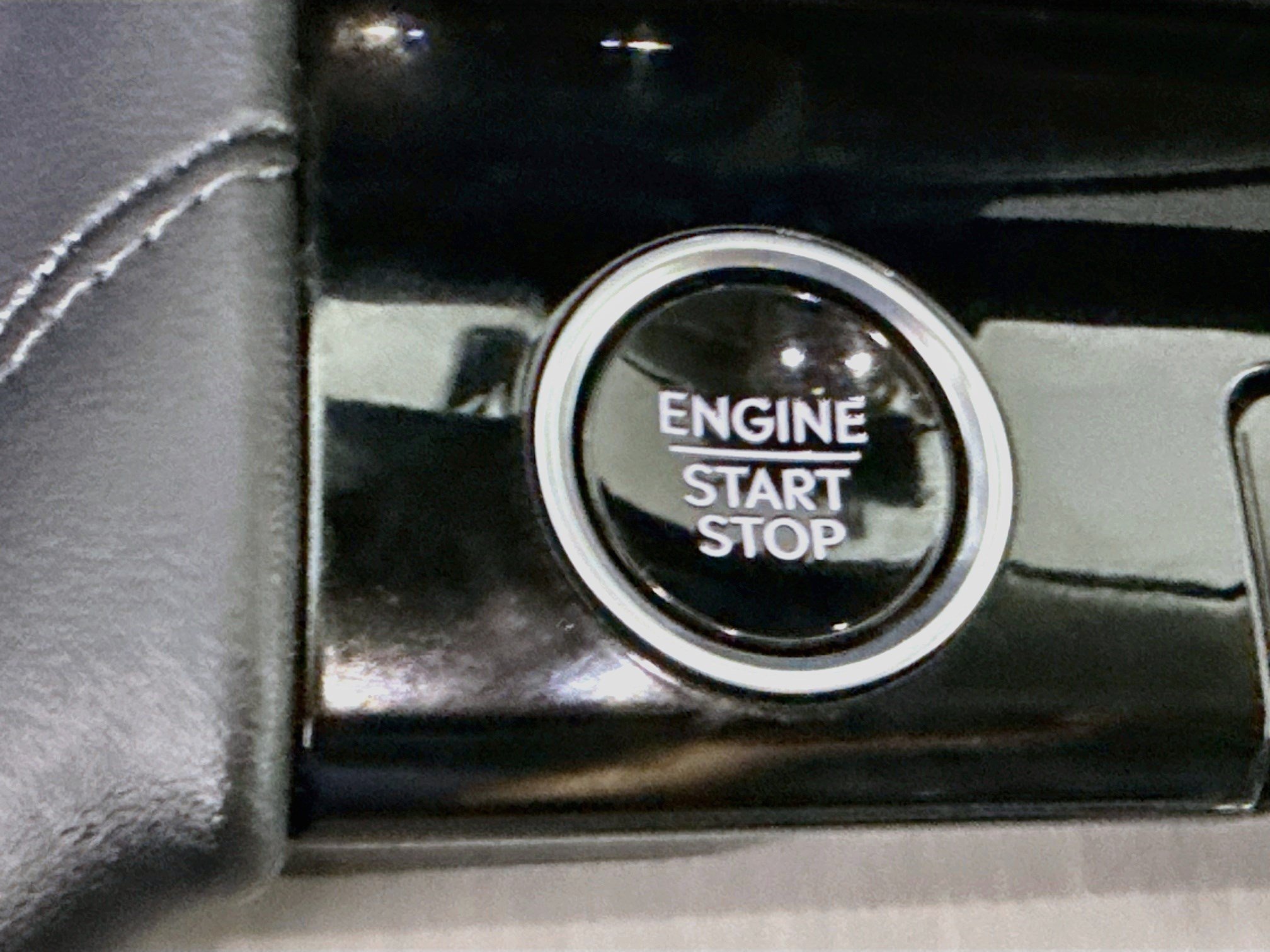 Used 2025 Lincoln Navigator Reserve AWD/4WD image 21