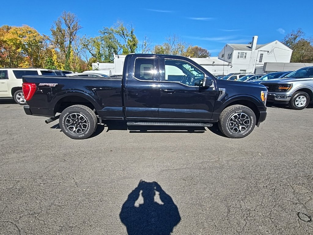 Used 2021 Ford F150 XLT w/ Equipment Group 301A Mid AWD/4WD image 4