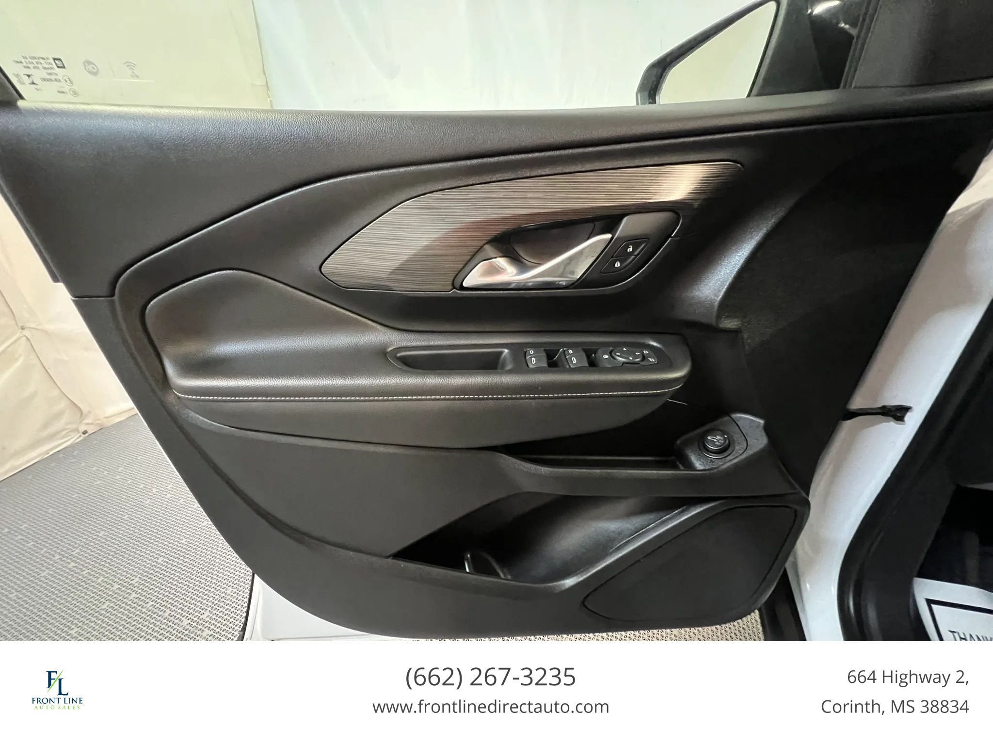 Used 2023 GMC Terrain SLE w/ Driver Convenience Package FWD image 11