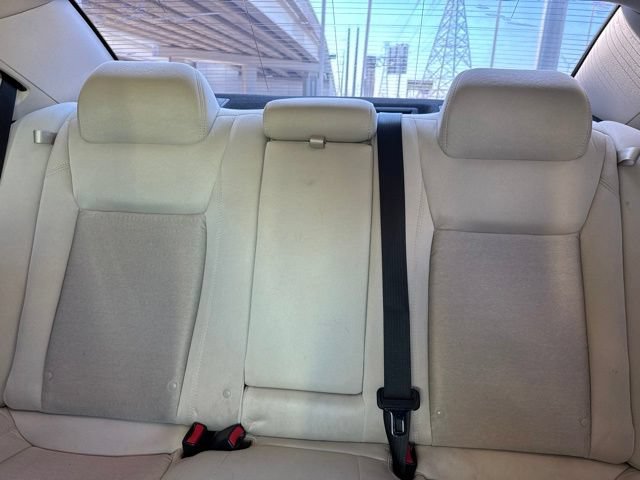 Used 2019 Chrysler 300 Touring w/ Driver Convenience Group RWD image 10