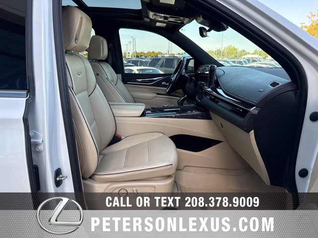 Used 2021 Cadillac Escalade ESV Premium Luxury w/ Driver Assist Tech Package AWD/4WD image 14