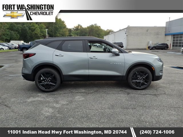 New 2026 Chevrolet Blazer LT w/ Convenience Package FWD image 2