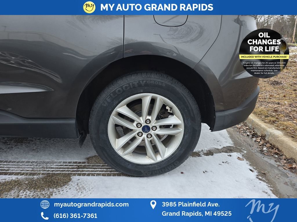 Used 2016 Ford Edge SEL w/ Equipment Group 201A image 39