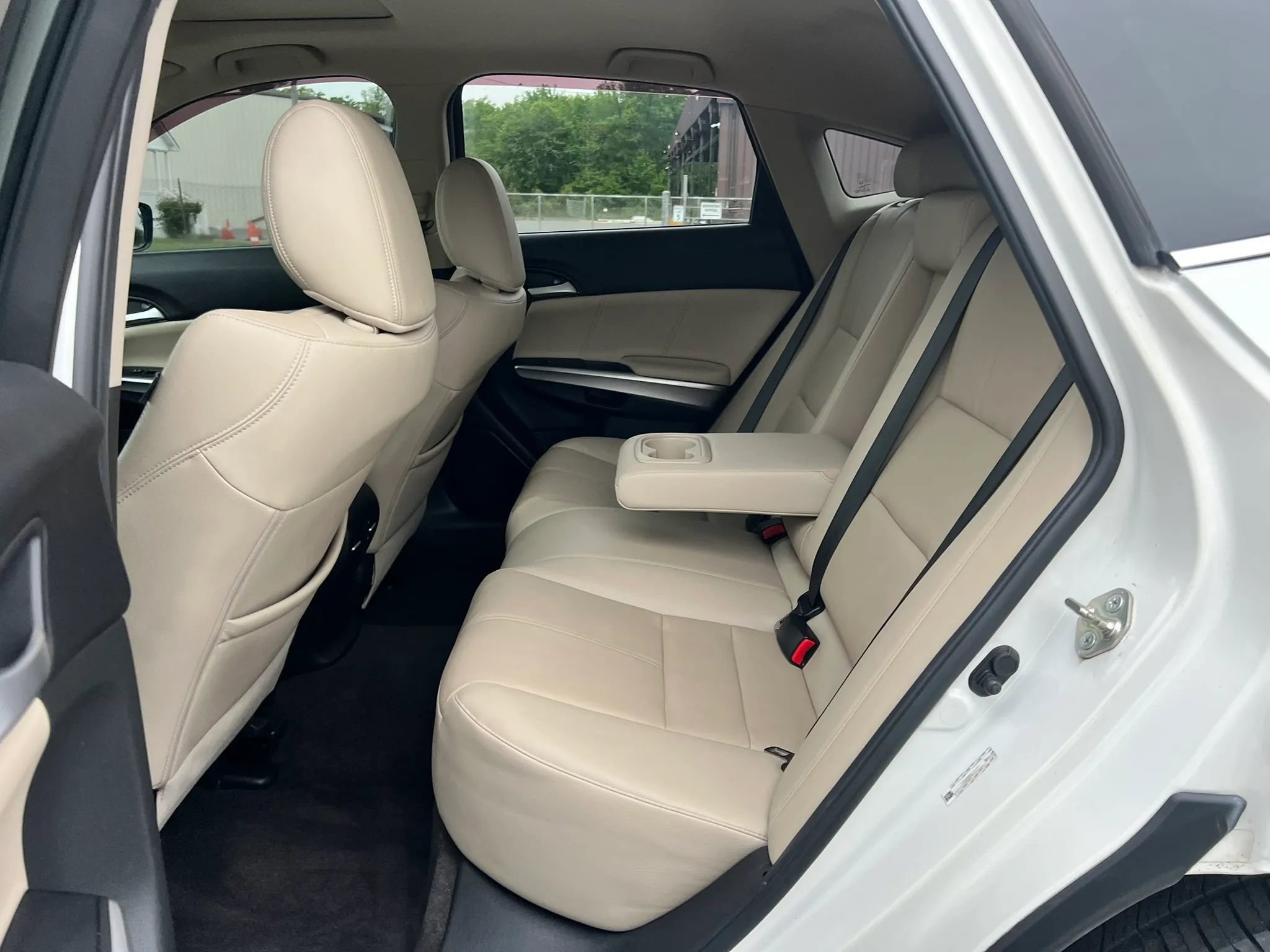 Used 2015 Honda Crosstour EX-L image 11