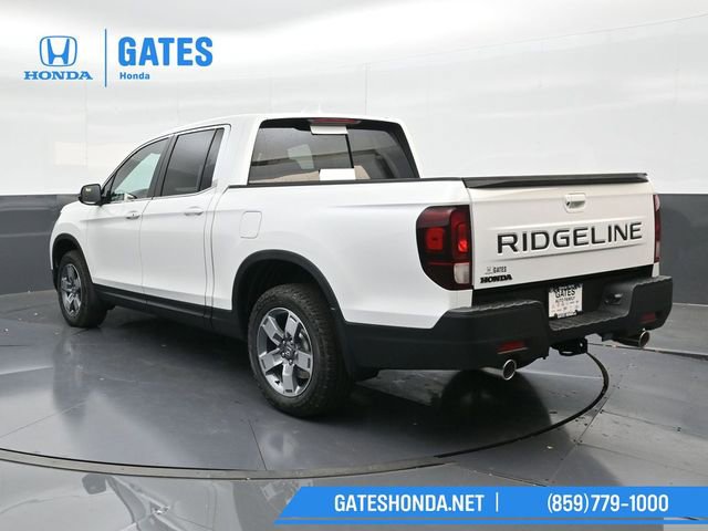 Certified 2025 Honda Ridgeline RTL image 8