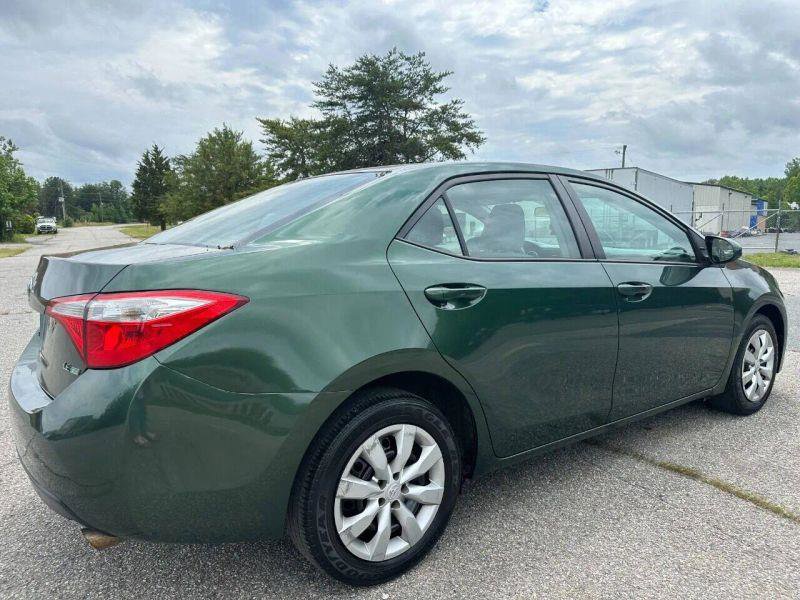 Used 2015 Toyota Corolla LE FWD image 6