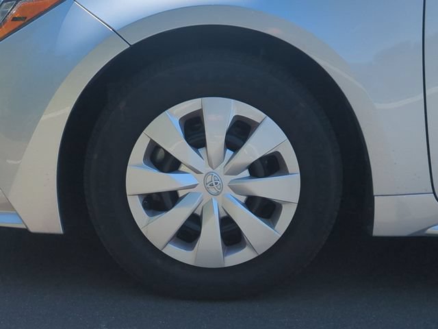Used 2022 Toyota Corolla L FWD image 19