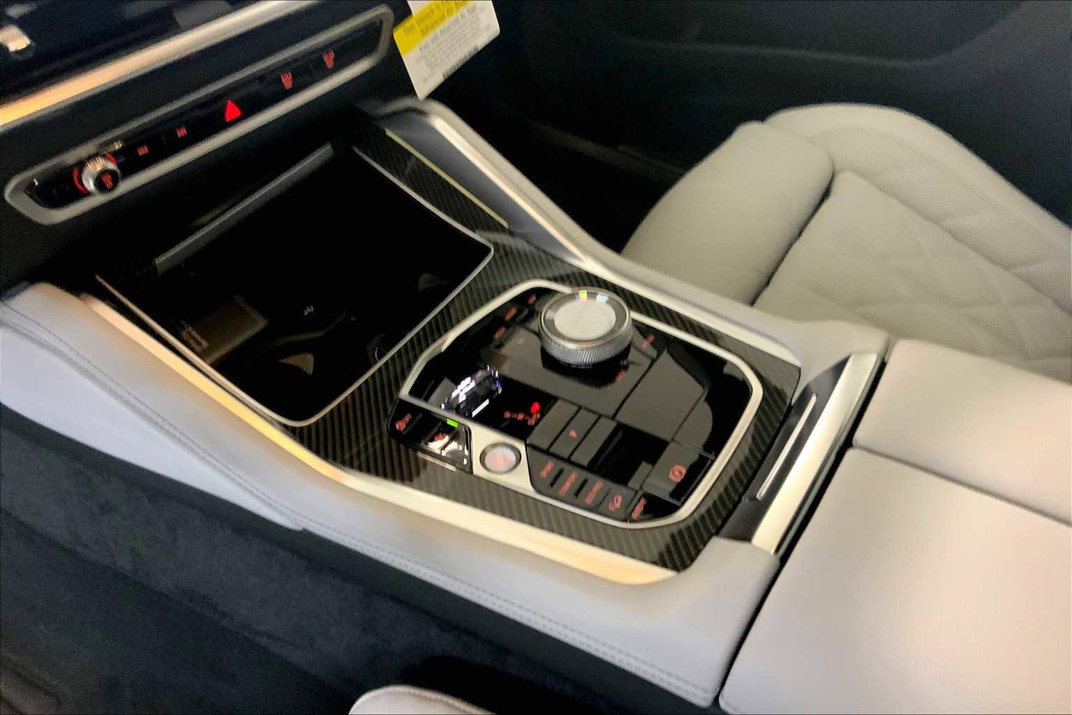 New 2026 BMW X6 M60i image 7