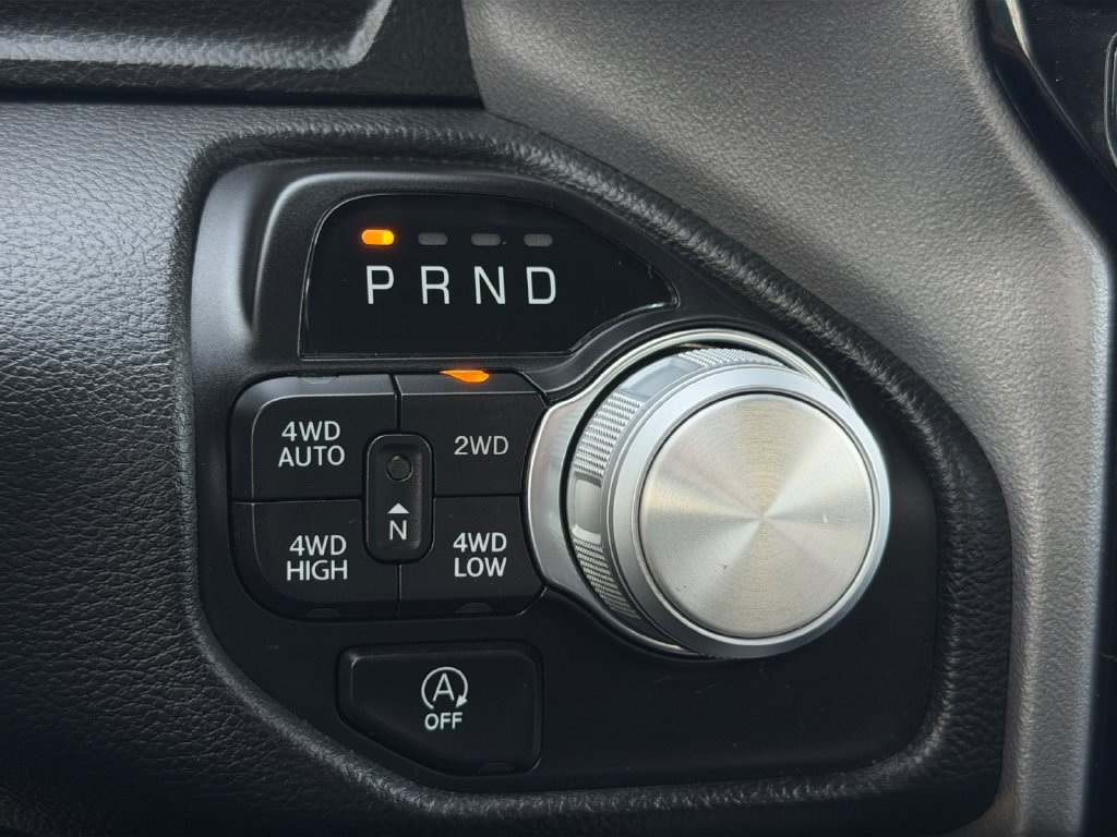 Used 2024 RAM 1500 Laramie AWD/4WD image 16
