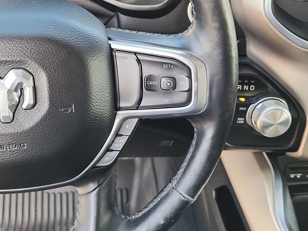Used 2019 RAM 1500 Laramie AWD/4WD image 16