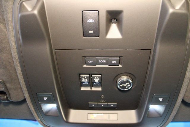 Used 2016 Cadillac Escalade Platinum image 27