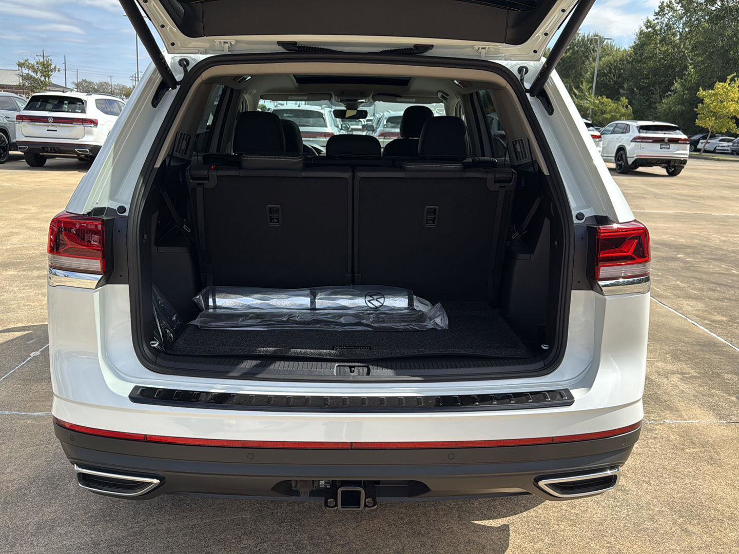 New 2026 Volkswagen Atlas SE image 22