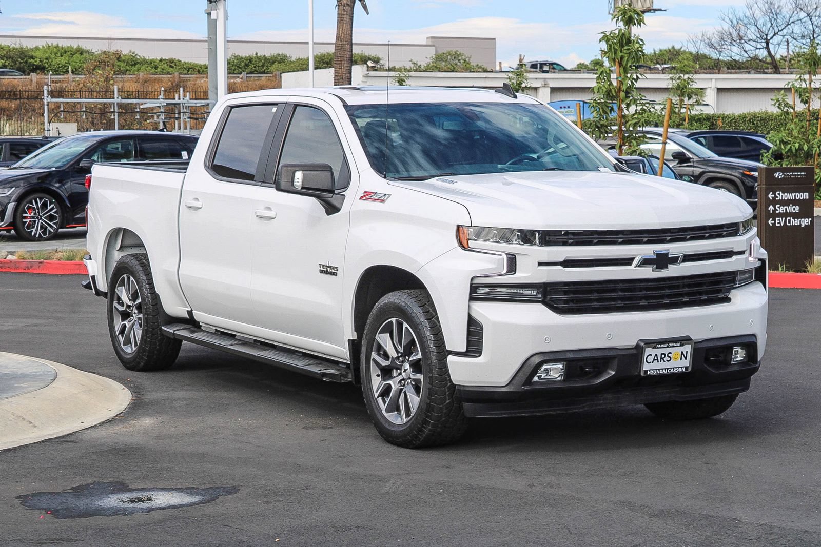 Used 2021 Chevrolet Silverado 1500 RST w/ Texas Edition Plus AWD/4WD image 3