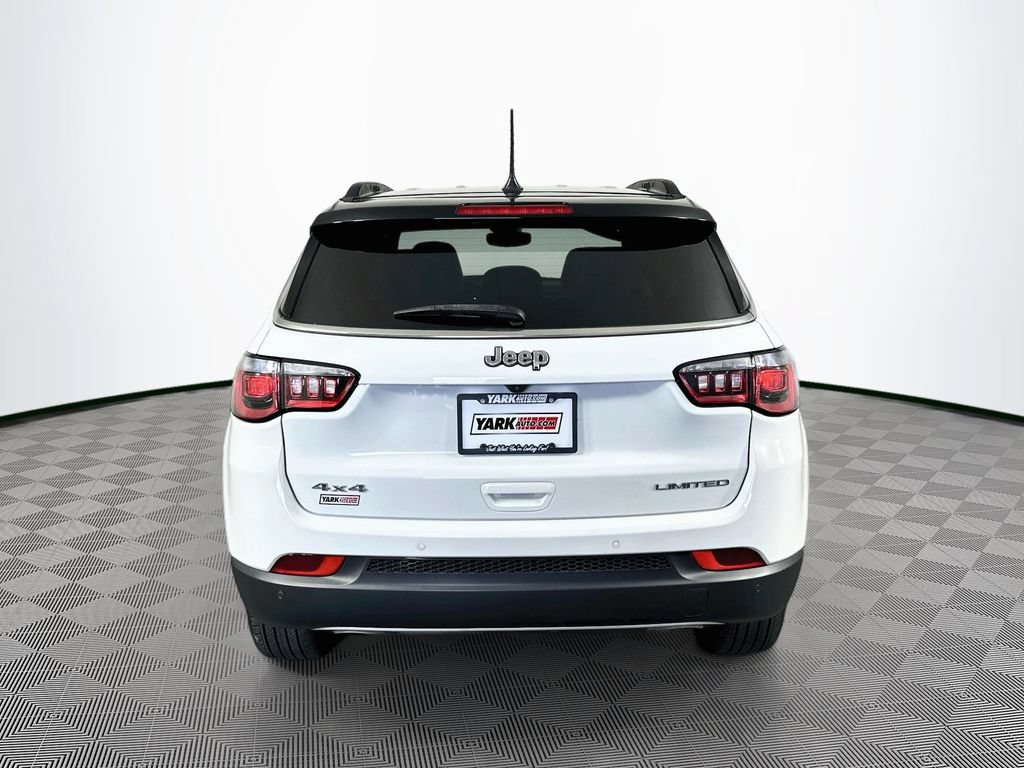 Certified 2023 Jeep Compass Limited AWD/4WD image 9