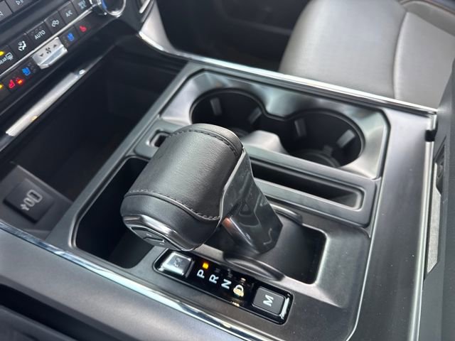 Used 2025 Ford F150 Lariat w/ Equipment Group 501A Mid image 18