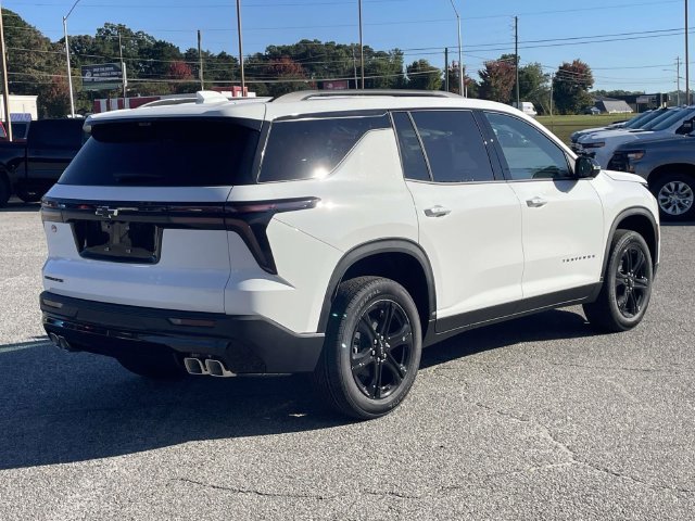 New 2027 Chevrolet Traverse LT w/ Midnight/Sport Edition FWD image 3