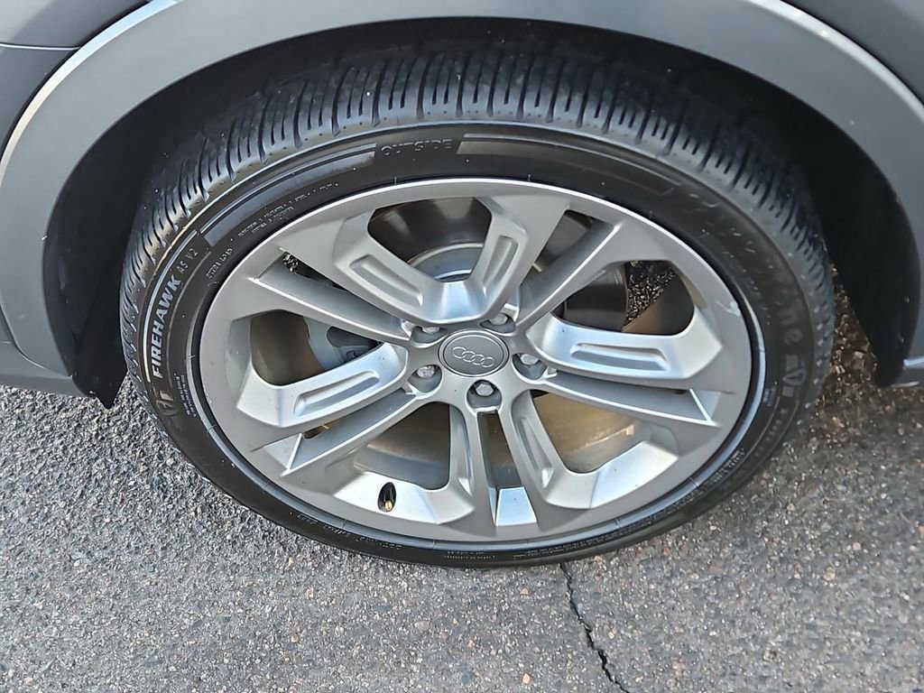 Used 2017 Audi Q3 2.0T Prestige w/ Prestige Package image 10