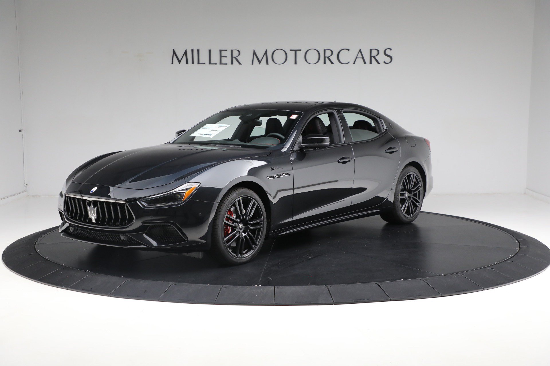 Certified 2024 Maserati Ghibli Modena Q4 AWD/4WD image 4