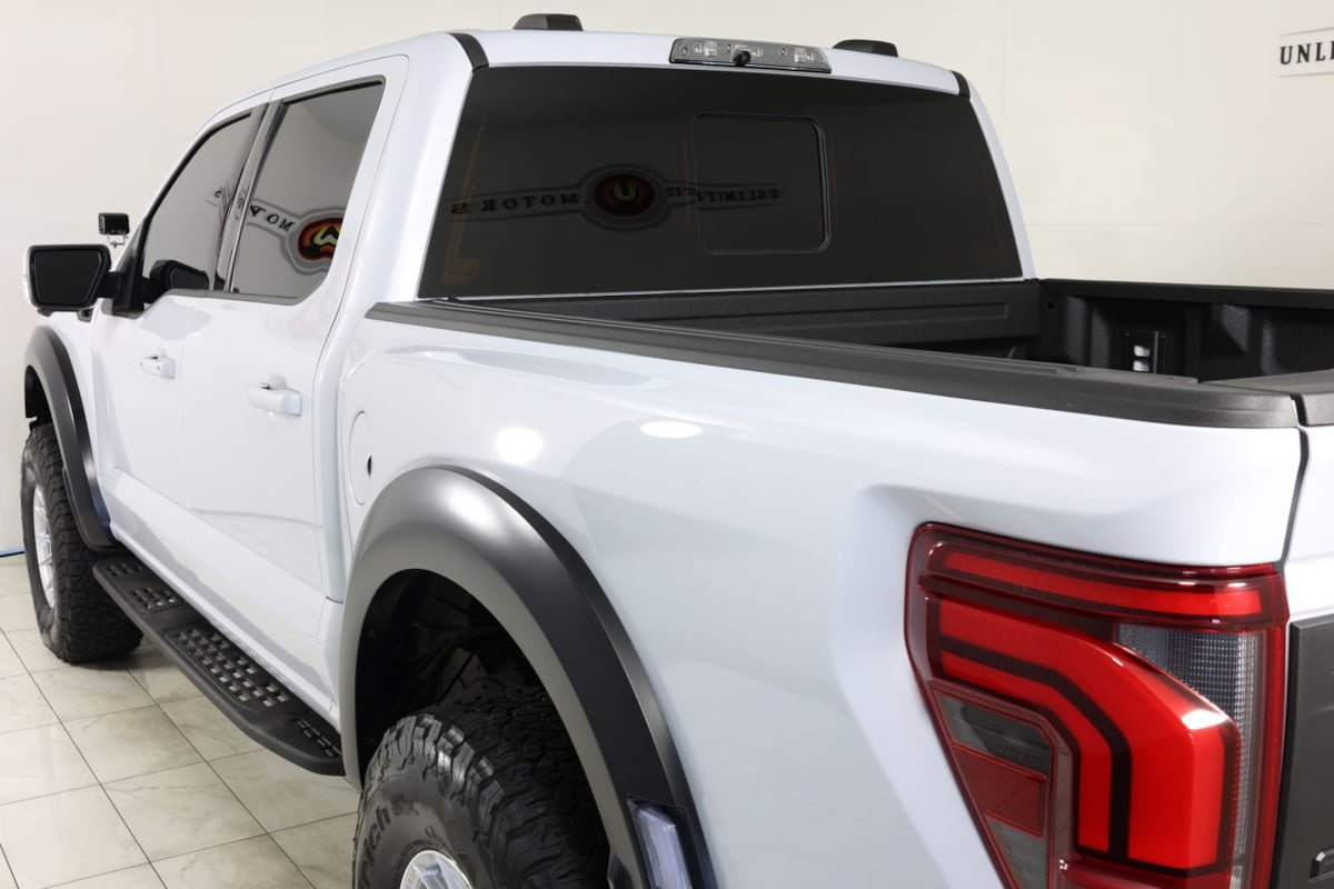 Used 2025 Ford F150 Raptor AWD/4WD image 47