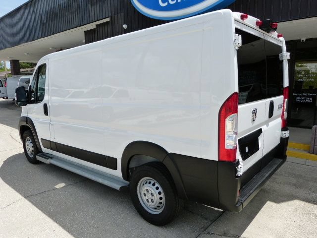Used 2025 RAM ProMaster 2500 w/ U-Haul Equipment Group FWD image 3
