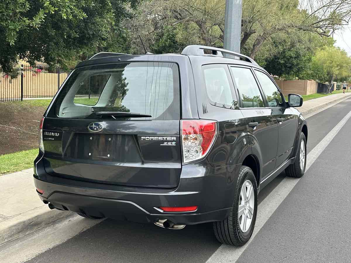 Used 2013 Subaru Forester 2.5X AWD/4WD image 8