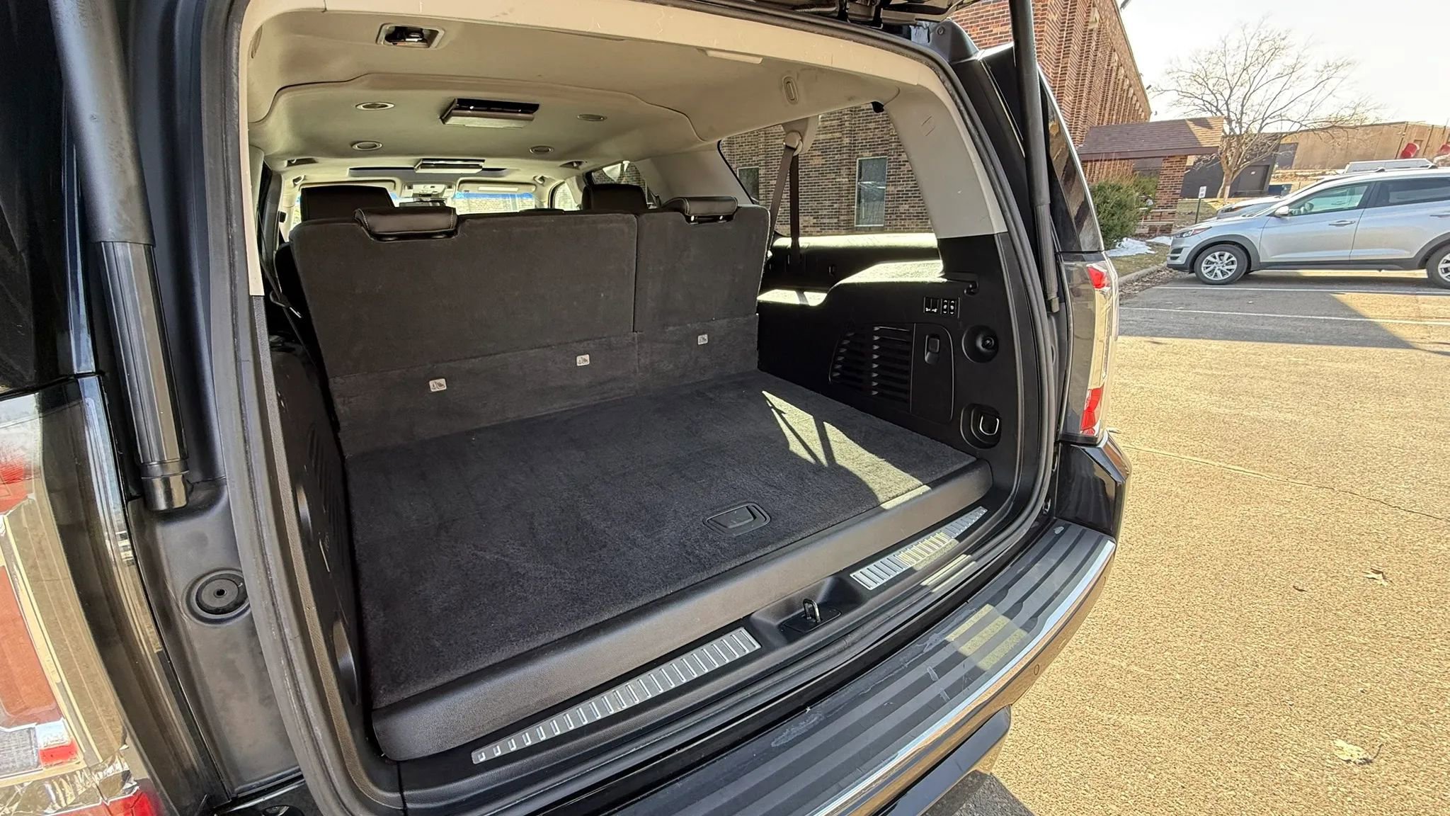 Used 2018 GMC Yukon XL Denali w/ Denali Ultimate Package image 30