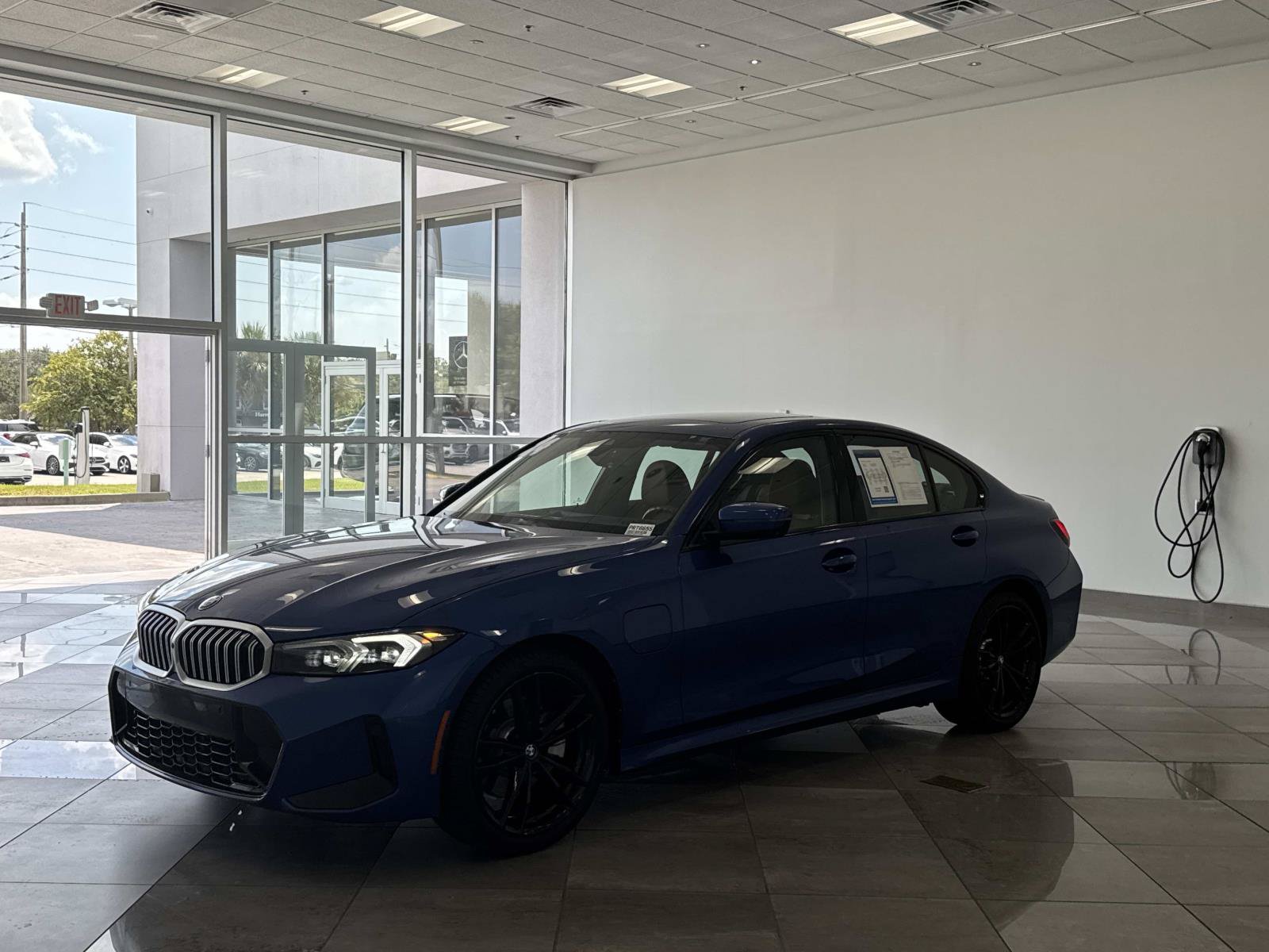 Used 2024 BMW 330e RWD image 28