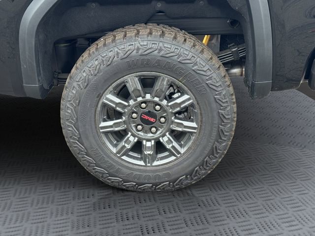 New 2026 GMC Sierra 1500 AT4X w/ LPO, Black Badging Package AWD/4WD image 30