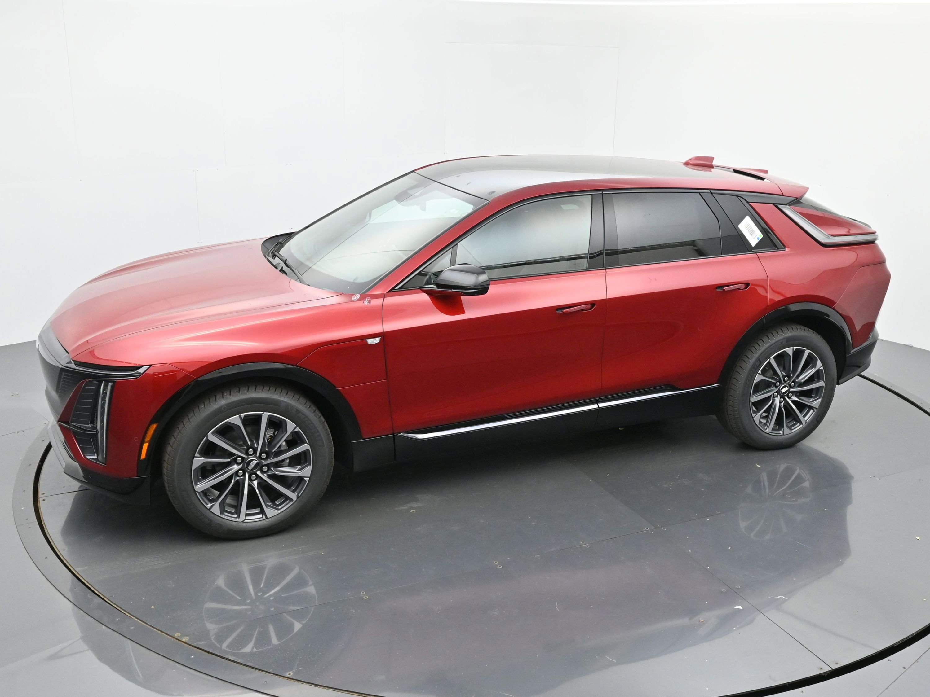 New 2026 Cadillac Lyriq Sport image 24