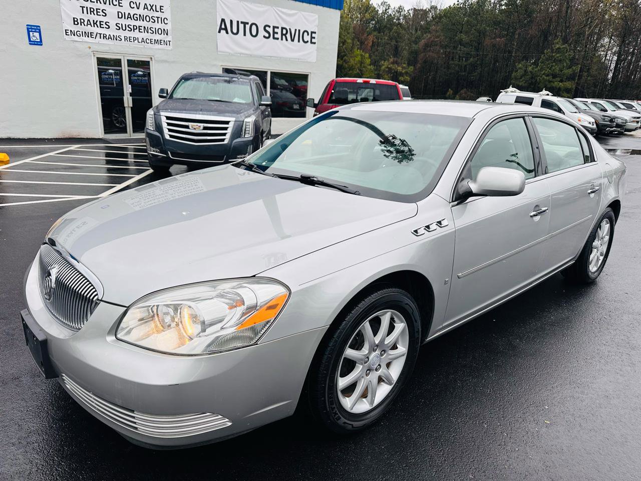 Used 2008 Buick Lucerne CXL w/ Driver Confidence Package image 1