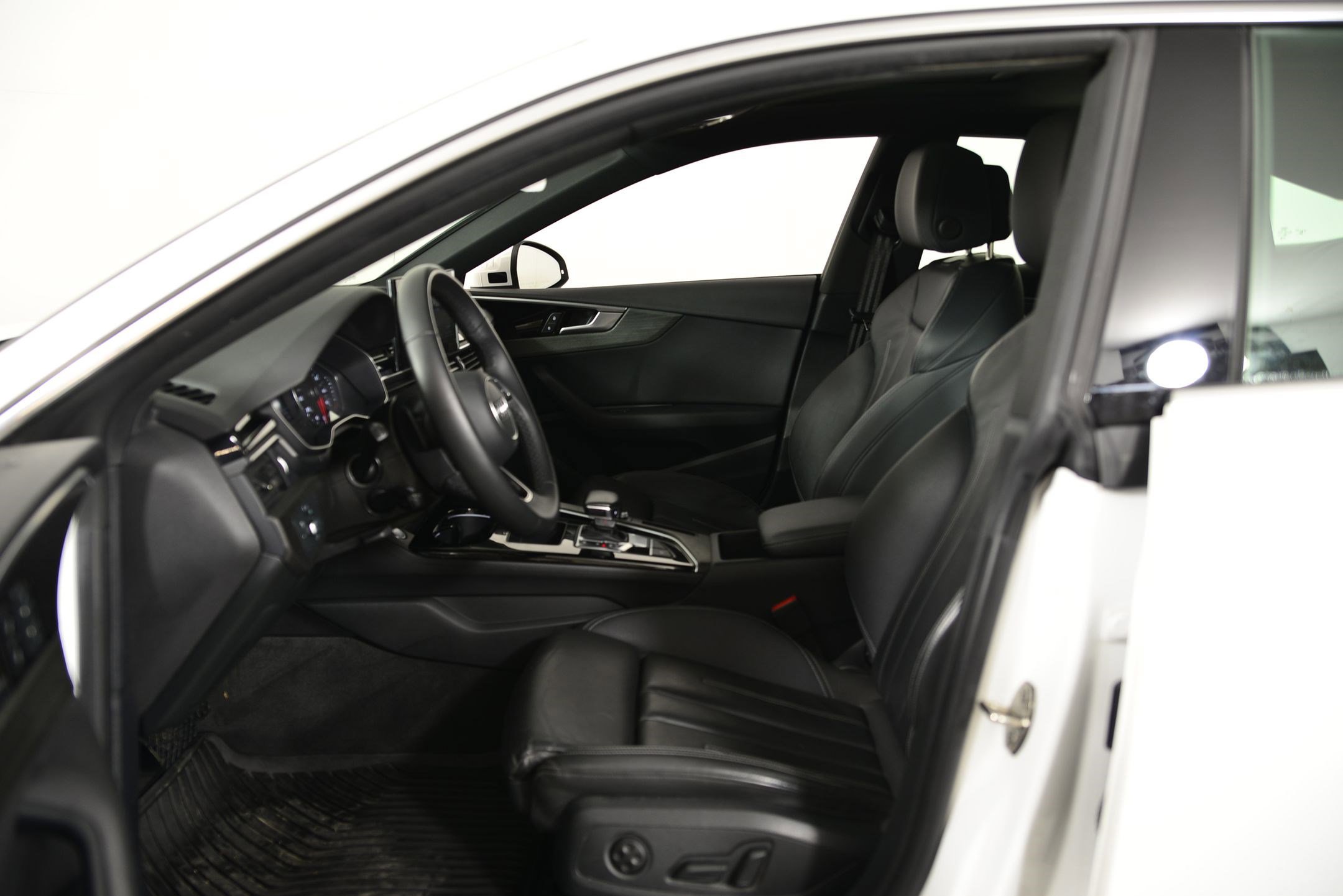 Certified 2023 Audi A5 2.0T Premium w/ Convenience Package image 29